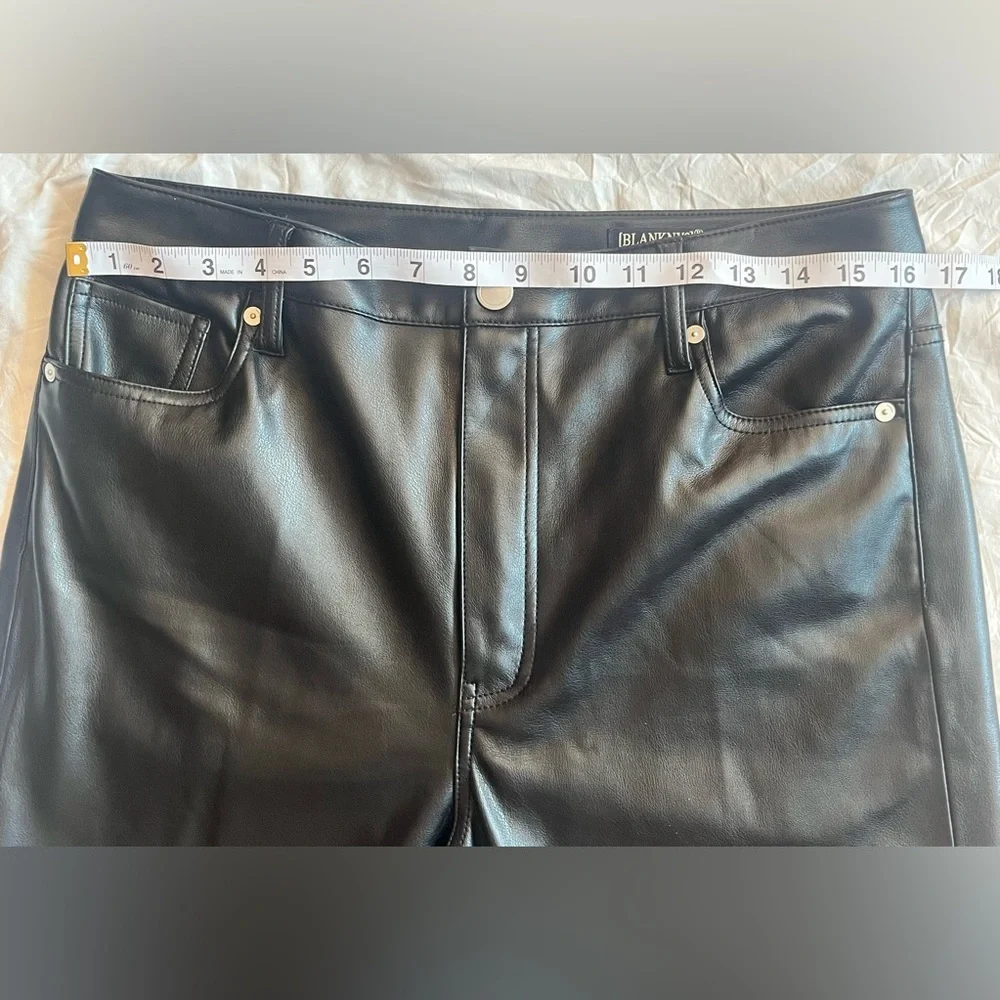 Blank NYC Black Faux Leather The Franklin Ribcage Wide-Leg Pants Size 30 - Picture 10 of 16